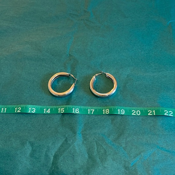 Silver Earring Set of 6 mixed material set. Receive all six pair in purchase. - Picture 2 of 7